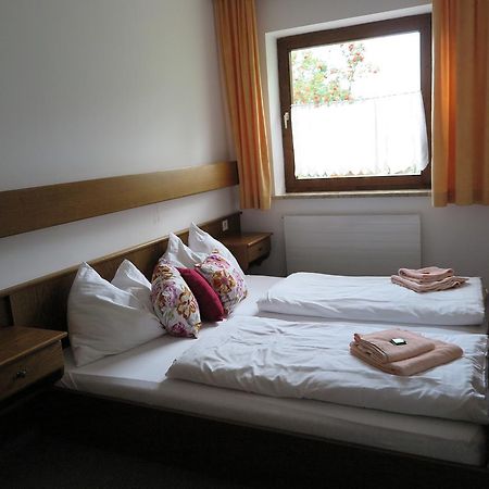Haus Enzian Apartment Sankt Johann im Pongau Luaran gambar