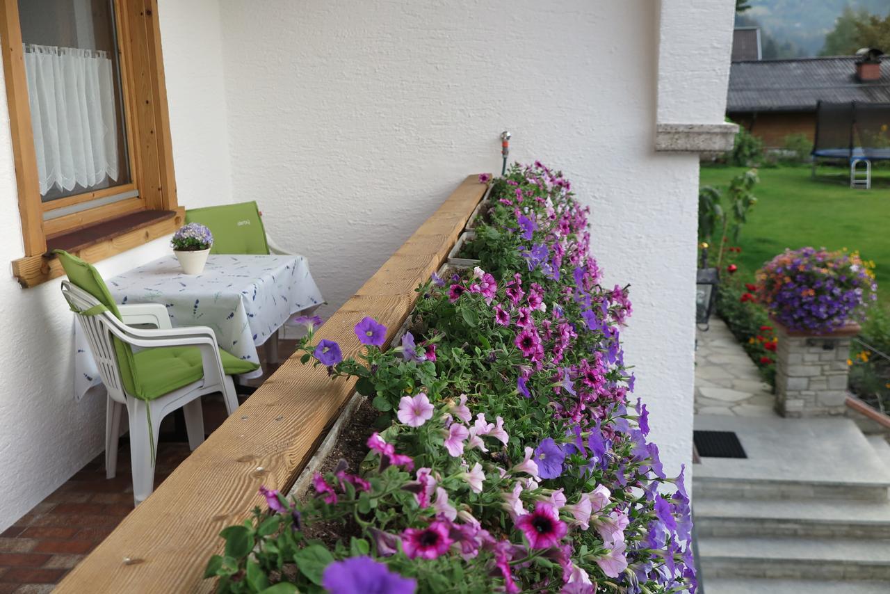Haus Enzian Apartment Sankt Johann im Pongau Luaran gambar